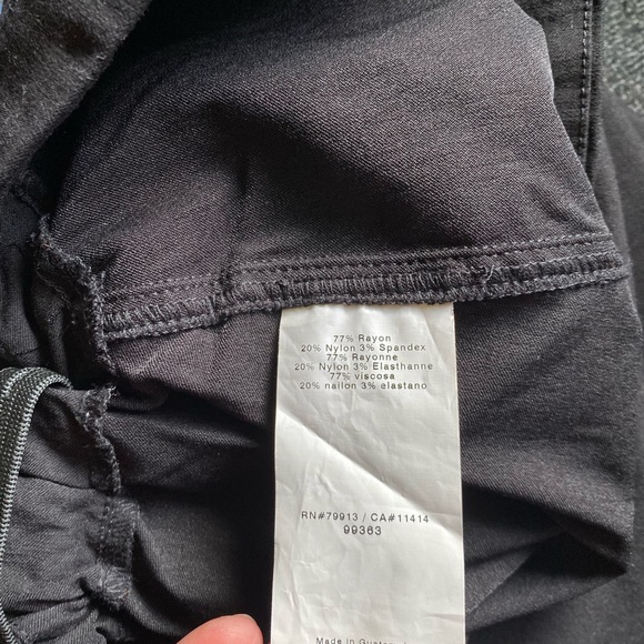 Motherhood maternity skirt!! Super comfy XL - Picture 3 of 4